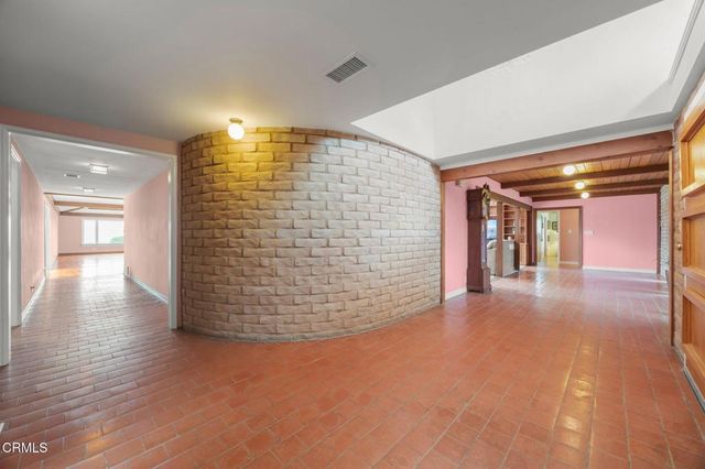 569 Valley Vista Drive, Camarillo, CA 93010