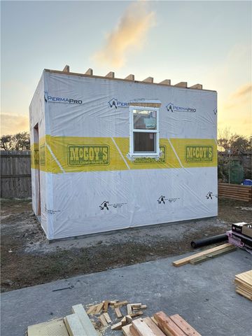 63 Augusta Circle, Aransas Pass, TX 78336