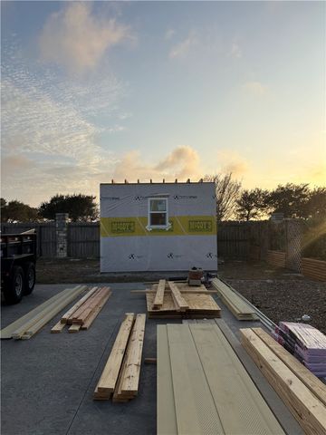 63 Augusta Circle, Aransas Pass, TX 78336