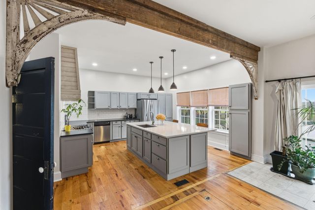 1062 Stamping Ground Road, Georgetown, KY 40324