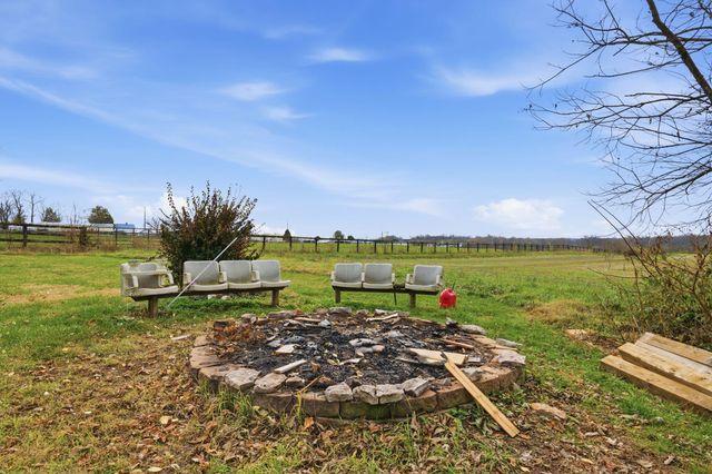 1062 Stamping Ground Road, Georgetown, KY 40324