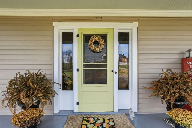 1062 Stamping Ground Road, Georgetown, KY 40324