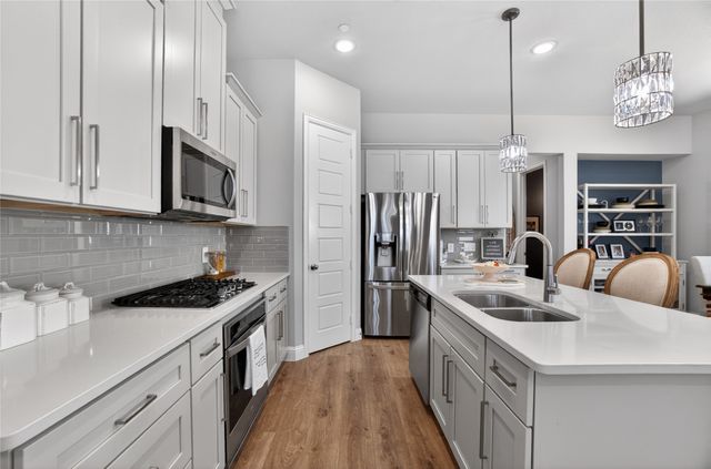 12974 Jk Ojha Street, Farmers Branch, TX 75234