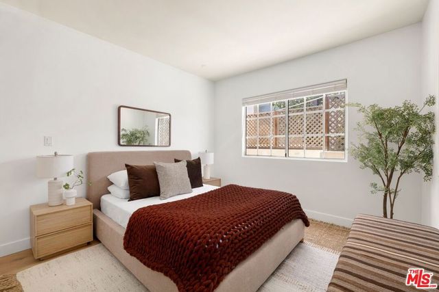 2222 Neilson Way 102, Santa Monica, CA 90405