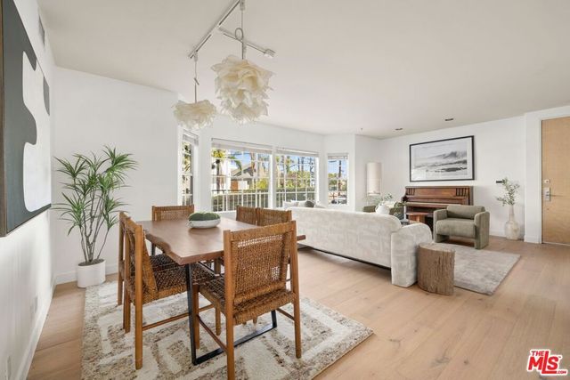 2222 Neilson Way 102, Santa Monica, CA 90405