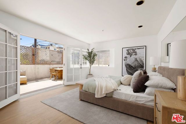 2222 Neilson Way 102, Santa Monica, CA 90405
