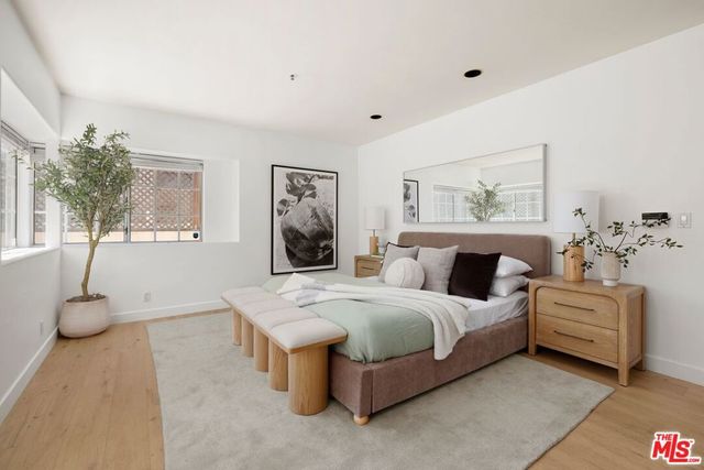 2222 Neilson Way 102, Santa Monica, CA 90405