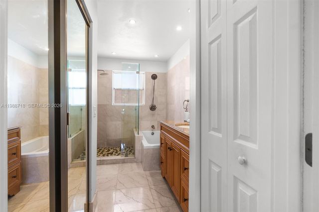 1199 SW 109th Lane, Davie, FL 33324