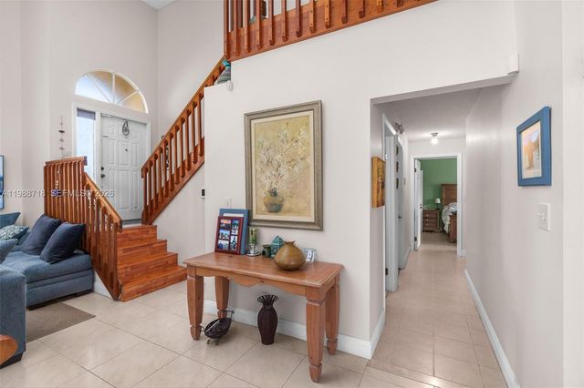 1199 SW 109th Lane, Davie, FL 33324