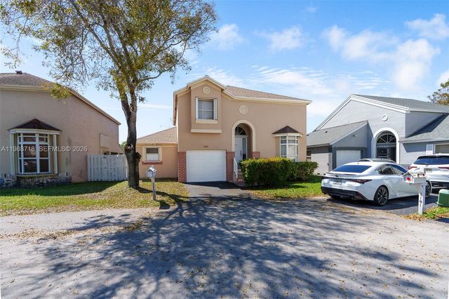 1199 SW 109th Lane, Davie, FL 33324