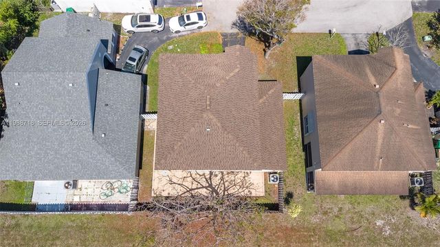 1199 SW 109th Lane, Davie, FL 33324