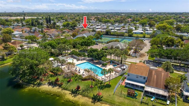 1199 SW 109th Lane, Davie, FL 33324