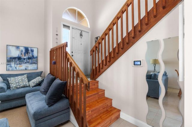 1199 SW 109th Lane, Davie, FL 33324