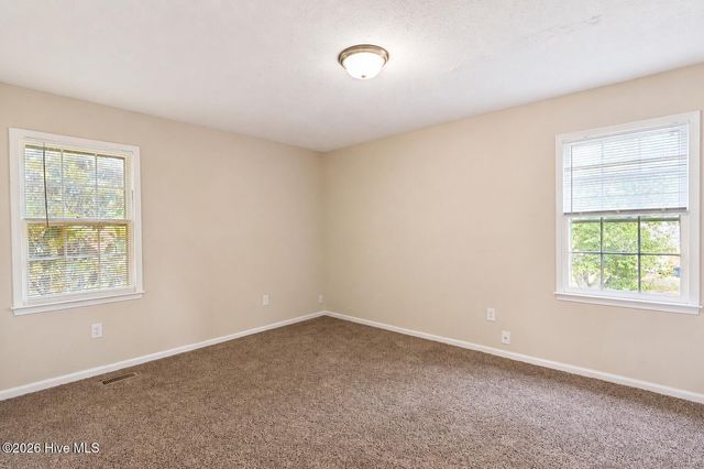 2803 Shade Tree Drive, Fayetteville, NC 28306