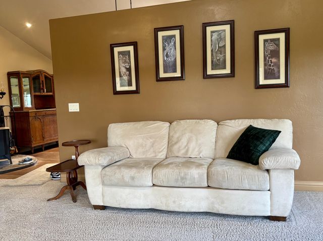 218 Long Branch Road, Eagle Point, OR 97524