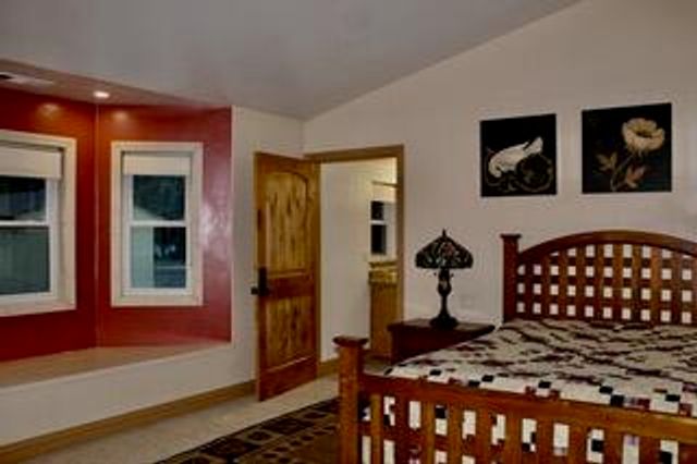 218 Long Branch Road, Eagle Point, OR 97524