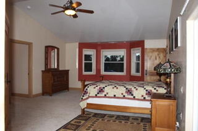 218 Long Branch Road, Eagle Point, OR 97524