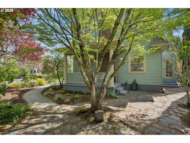 3434 Ne PEERLESS Pl, Portland, OR 97232