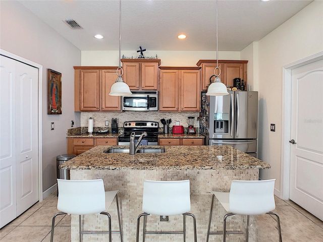 9126 SAVANNAH GROVE LANE, Orlando, FL 32832