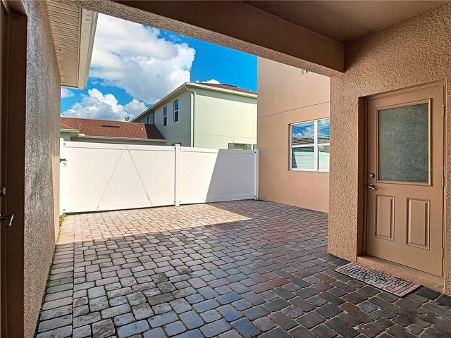 9126 SAVANNAH GROVE LANE, Orlando, FL 32832