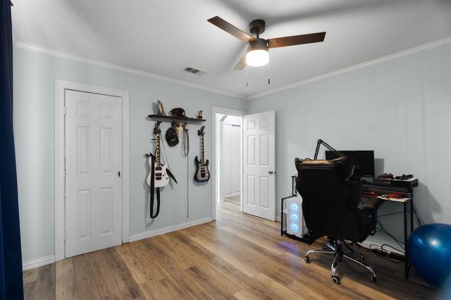 1409 18th Street, Bridgeport, TX 76426