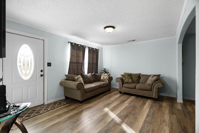 1409 18th Street, Bridgeport, TX 76426