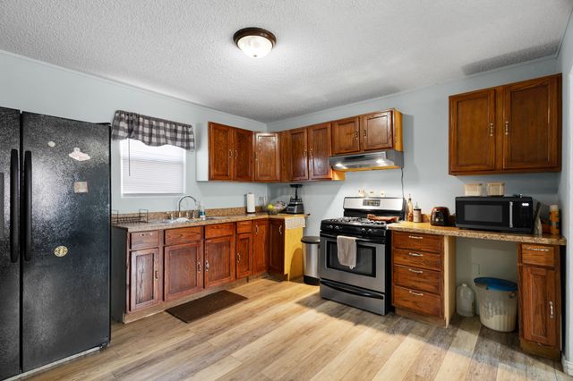 1409 18th Street, Bridgeport, TX 76426