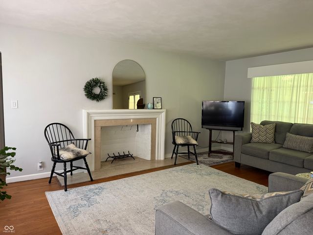240 N Forsythe Street, Franklin, IN 46131