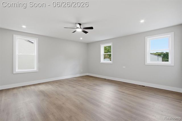 54319 Bradshaw Drive, New Baltimore, MI 48047