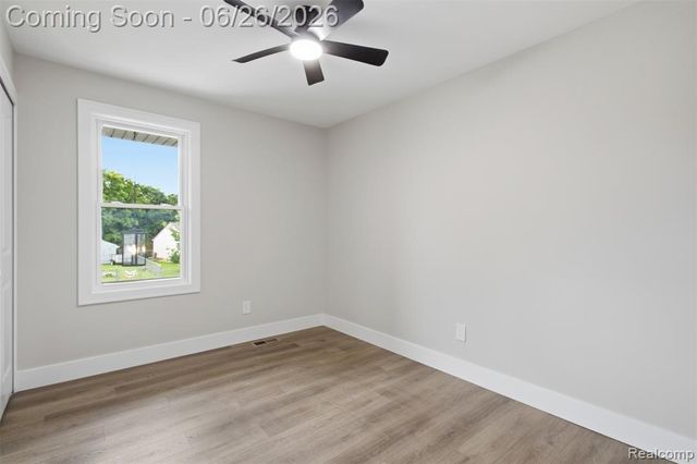 54319 Bradshaw Drive, New Baltimore, MI 48047