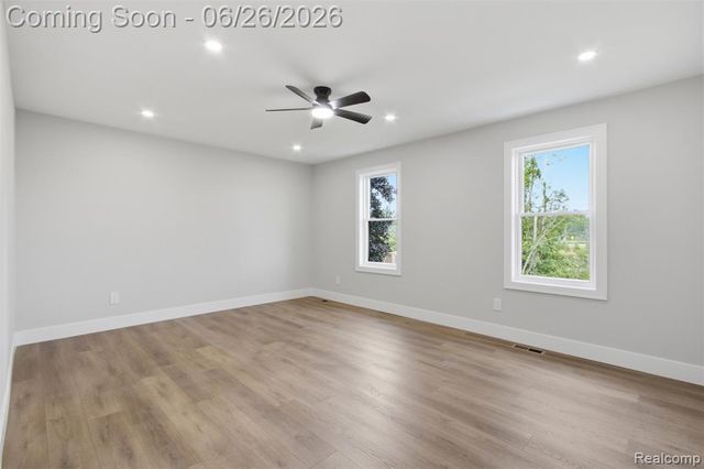 54319 Bradshaw Drive, New Baltimore, MI 48047