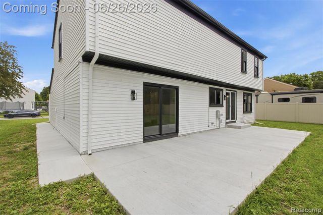 54319 Bradshaw Drive, New Baltimore, MI 48047