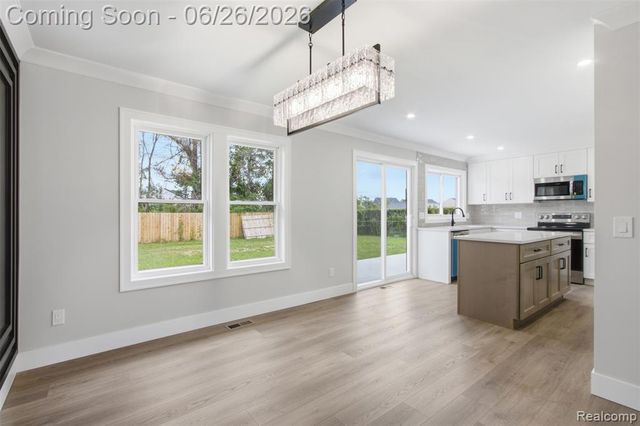 54319 Bradshaw Drive, New Baltimore, MI 48047