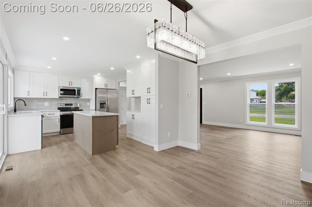 54319 Bradshaw Drive, New Baltimore, MI 48047