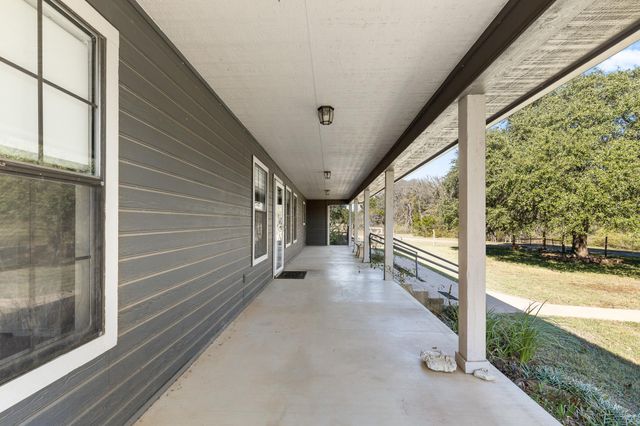 1336 S Fm 1174 S, Bertram, TX 78605