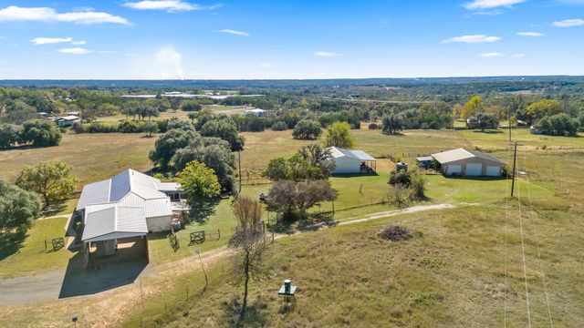 1336 S Fm 1174 S, Bertram, TX 78605