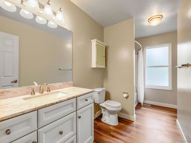 16398 E Warren Avenue, Aurora, CO 80013