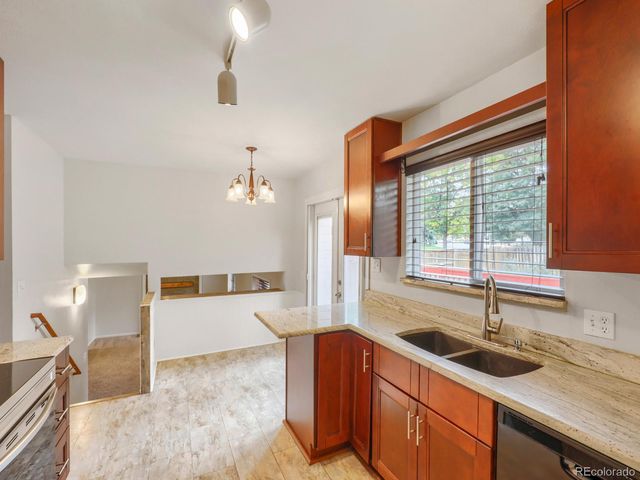 16398 E Warren Avenue, Aurora, CO 80013