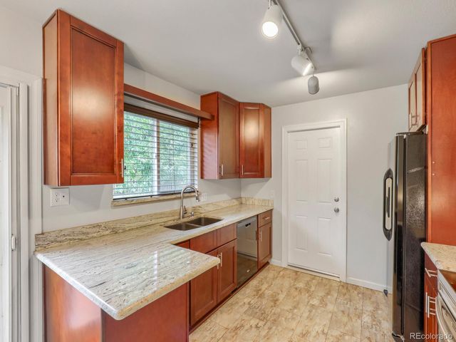 16398 E Warren Avenue, Aurora, CO 80013