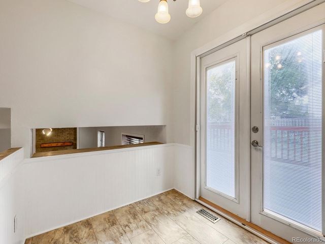 16398 E Warren Avenue, Aurora, CO 80013