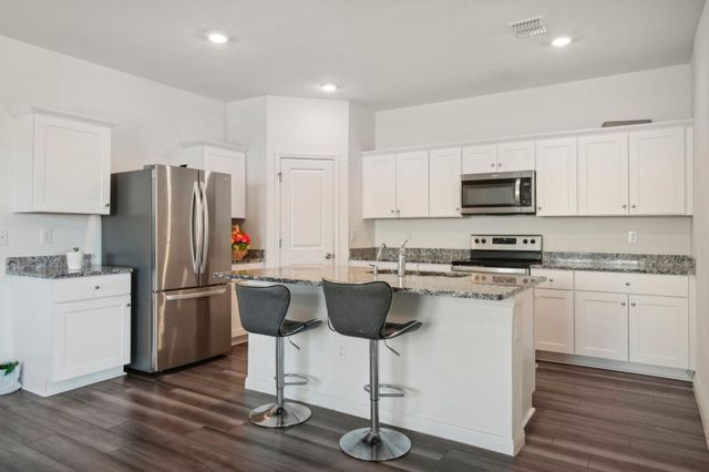 403 Red Fish LN E, Hutto, TX 78634