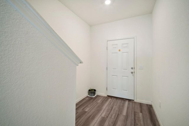 403 Red Fish LN E, Hutto, TX 78634