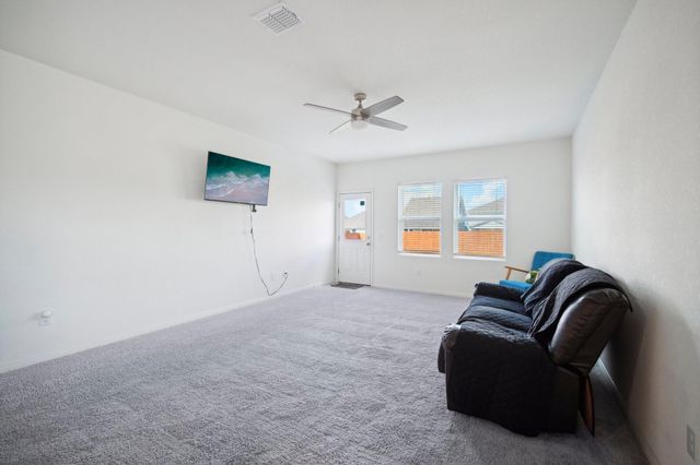 403 Red Fish LN E, Hutto, TX 78634