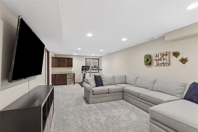 840 NE 51st Street, Ankeny, IA 50021