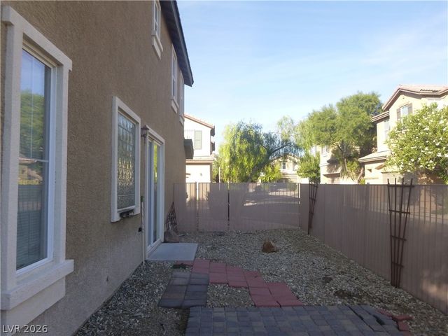 5725 Mount Ida Street, North Las Vegas, NV 89031