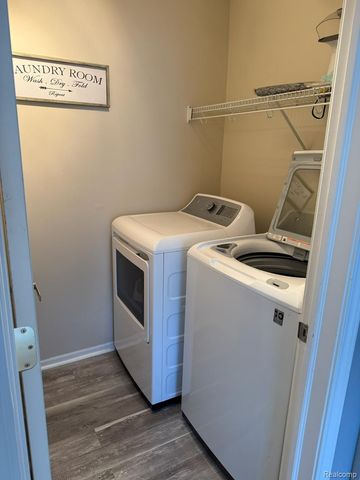 17014 Newbury Avenue, Macomb Township, MI 48044