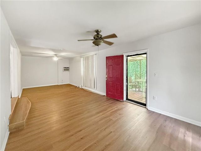1668 Laurelwood Drive SW, Atlanta, GA 30311