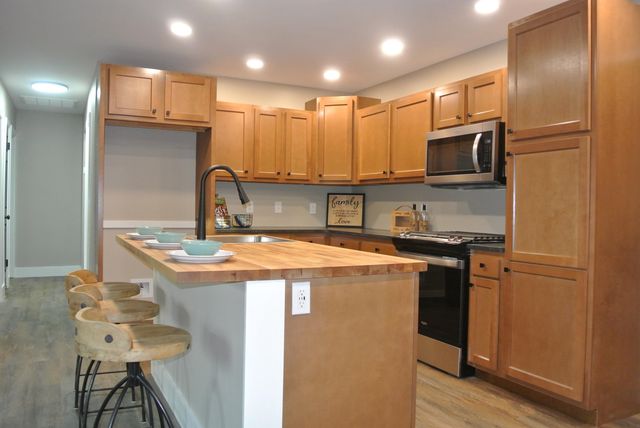 948 GREENCLIFF RD, Collierville, TN 38017