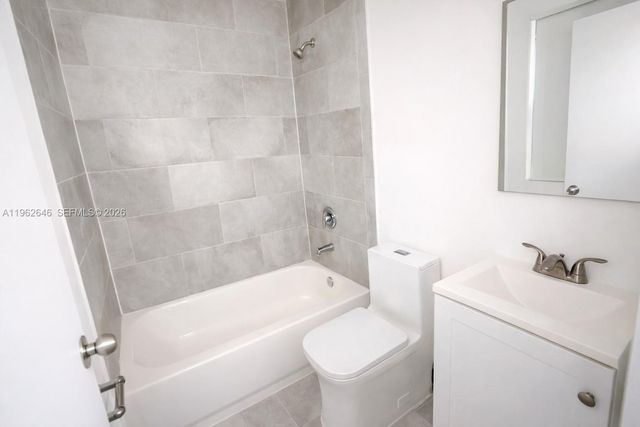 402 NW 12th Ave 104, Miami, FL 33128