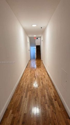 402 NW 12th Ave 104, Miami, FL 33128